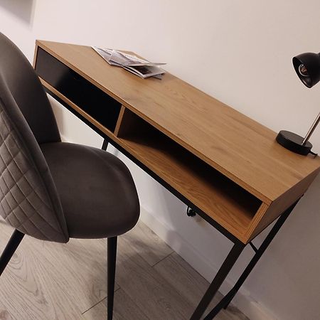 Appartement Trzy Szczescia à Zielona Góra Extérieur photo